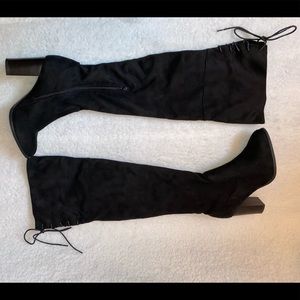 Knee High Heeled Boats